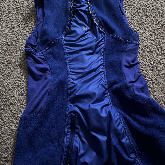 Lululemon vests - Picture 3 of 4